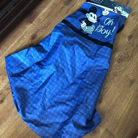 Disney Mickey Mouse blue “Oh Boy” Apron - Picture 1 of 4